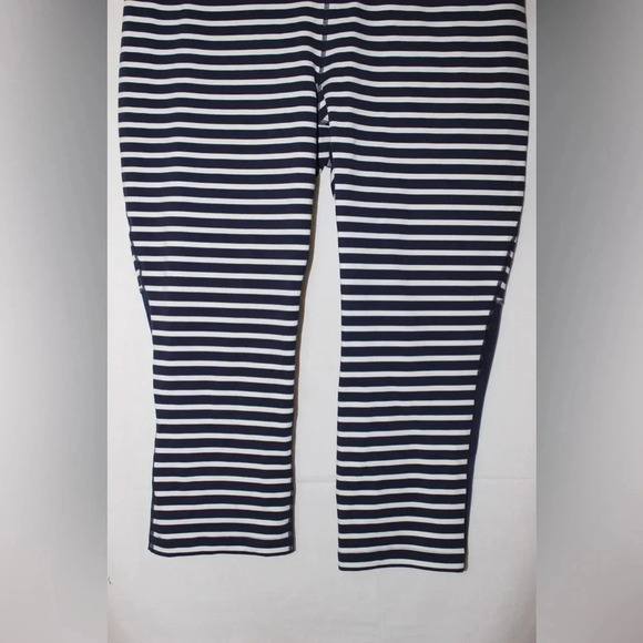 New Balance x J. Crew NWT Women’s Striped Mesh Cropped Leggings Size XL - Picture 3 of 11